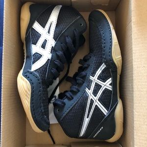Kids ASICS Wrestling Shoes